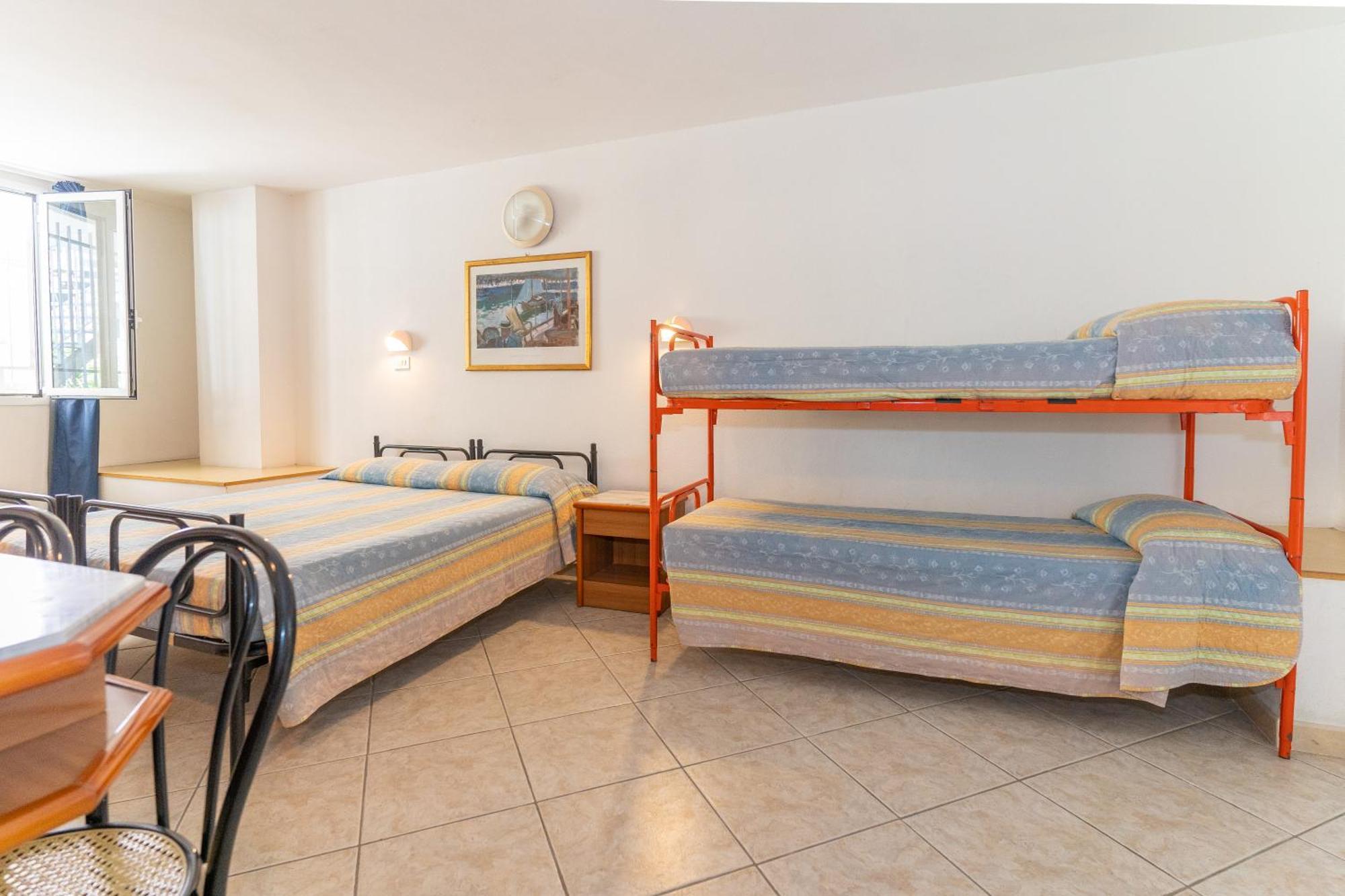 Hotel Villa Isola Ріміні Екстер'єр фото